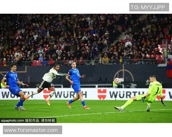 中超激战莱比锡凭帽子戏法击败巴萨引发转会热议